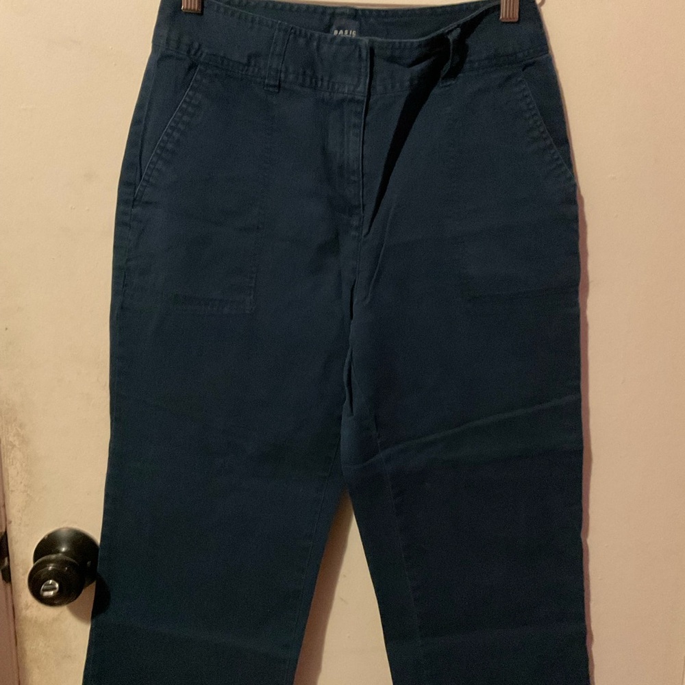 Basic Editions women’s capri Blue Pants size 6